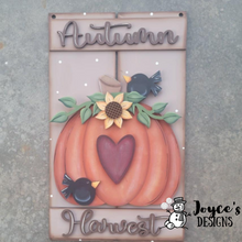 Load image into Gallery viewer, Pumpkin Harvest Pallet Doorhanger