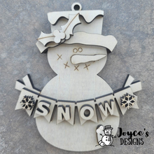 Load image into Gallery viewer, Snowmen Ornaments, Christmas Wooden Ornament Kit, DIY Christmas Decor, Kids Christmas Crafts
