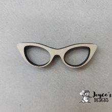 Load image into Gallery viewer, Glasses Cut-Out Shape