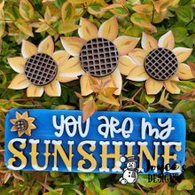 Load image into Gallery viewer, Farmhouse Interchangeable Bread Board Shelf Sitter Design