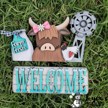 Load image into Gallery viewer, Farmhouse Interchangeable Bread Board Shelf Sitter Design