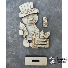 Load image into Gallery viewer, Bear with Fireworks Shelf Sitter – 4x6 Patriotic Wood Decor