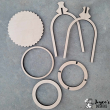 Load image into Gallery viewer, Lantern Candle Holder