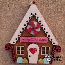 Load image into Gallery viewer, Gingerbread house Pop-Out Ornament