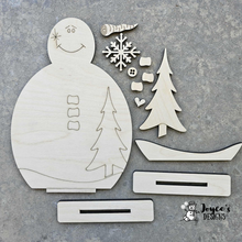 Load image into Gallery viewer, Winter Snowman without scarf 7x5x10.5 inches