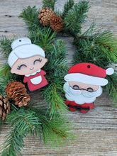 Load image into Gallery viewer, Santa and Mrs. Clause Ornaments, Kids Christmas Ornament, Christmas Wooden Ornament Kit, DIY Christmas Decor, Kids Christmas Crafts