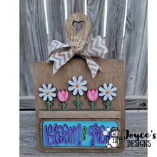 Load image into Gallery viewer, Farmhouse Interchangeable Bread Board Shelf Sitter Design