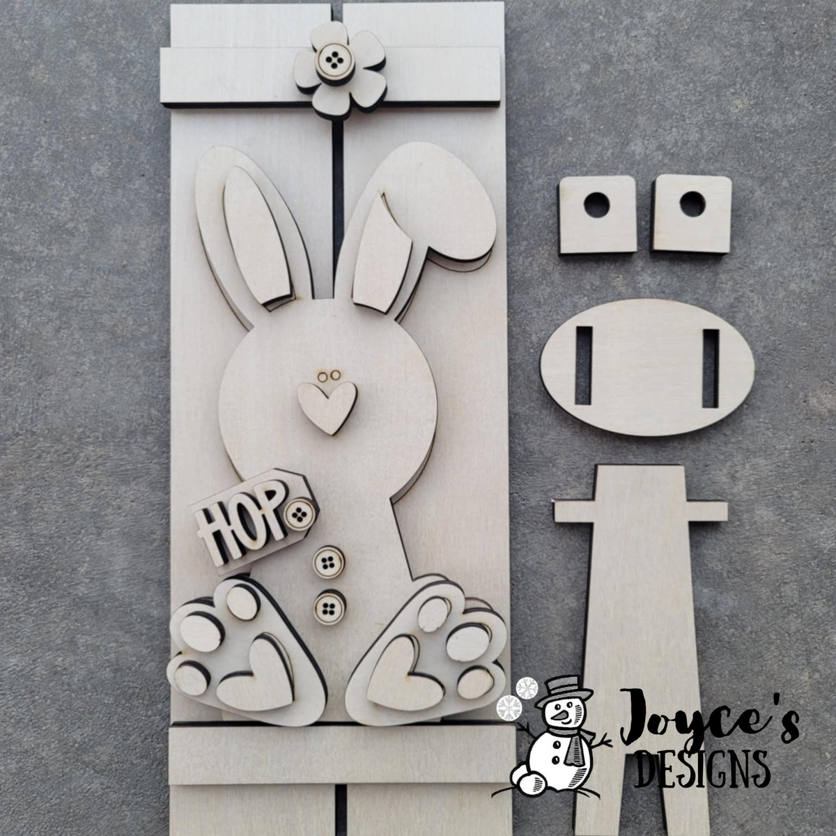 Table top Pallet Rabbit design – JoycesDesigns