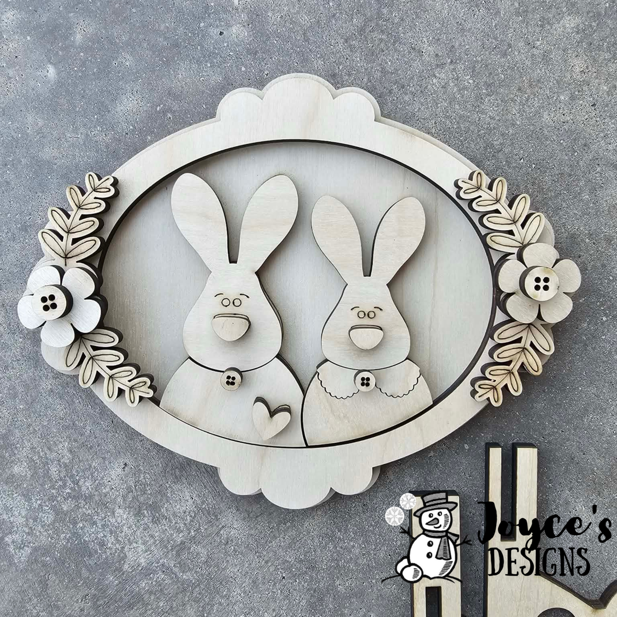 Single Rabbit Hm Frame Mr. & Mrs. Rabbit Oval Frame Wood Blank with Stand – 6x7.5” – JoycesDesigns