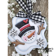 Load image into Gallery viewer, Melting Snowman Ornament Wood Blank – 4.25″ Winter Shelf Sitter DIY Craft Sign
