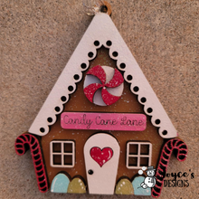 Load image into Gallery viewer, Gingerbread house Pop-Out Ornament
