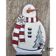 Load image into Gallery viewer, Snowman with scarf    7x5x10.5 inches
