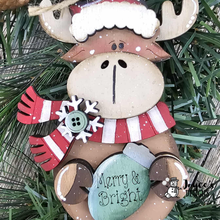 Load image into Gallery viewer, Santa hat moose with boots
