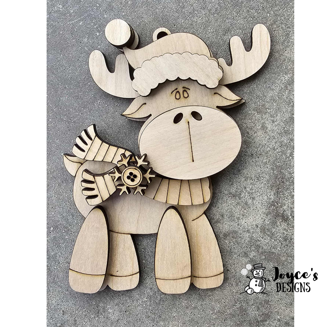 Santa hat moose ornament